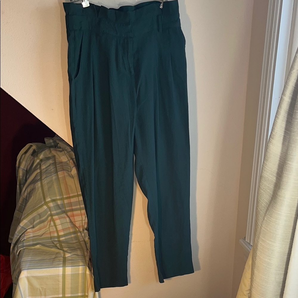 Skies are Blue Paper Bag Waist Green Pants Women’s L